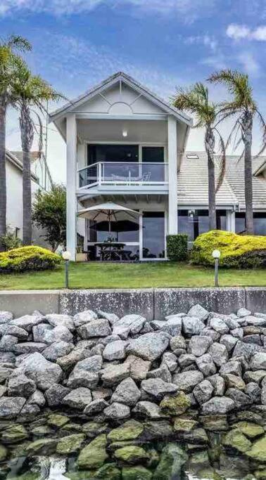 The Blacklighters-Waterfront Retreat Port Lincoln Eksteriør billede